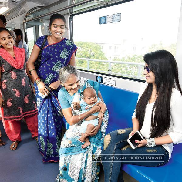 Trisha Speaking with old lady in Chennai Metro